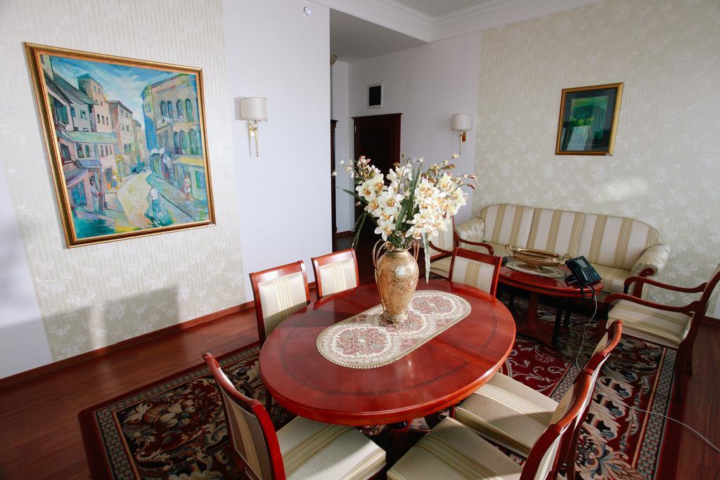 Apart-Hotel Integra バニャ・ルカ 部屋 写真